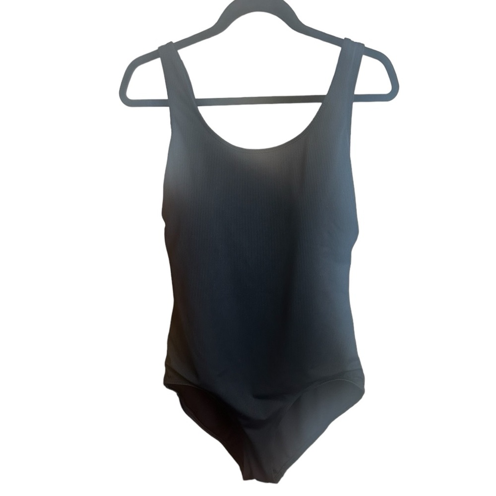 Vintage 90's Catalina Women's One Piece Black Swin Suit. SZ  XL  16-18   728   B